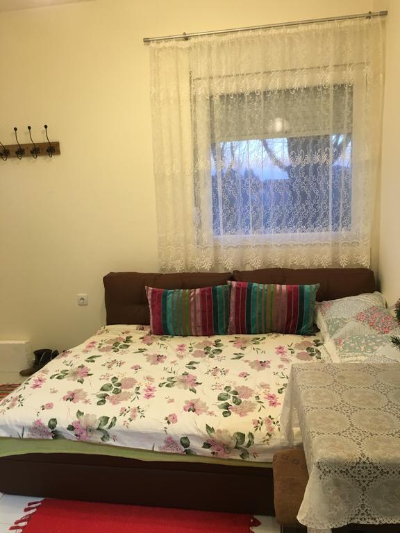 Apartment Vistanova Vrdnik Habitación foto